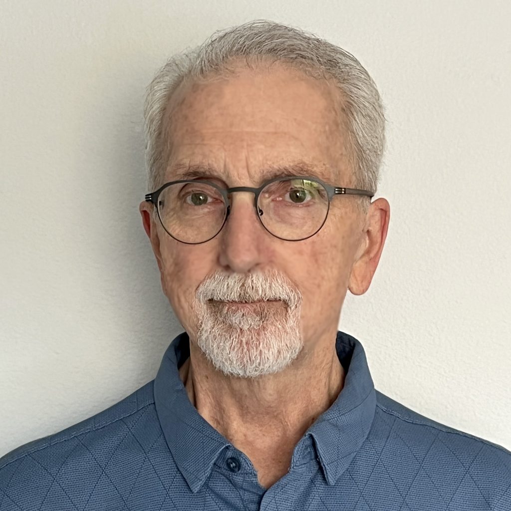 New headshot Larry - Marketing Services