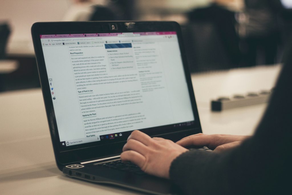 kenny eliason 3GZNPBLImWc unsplash - Content Marketing